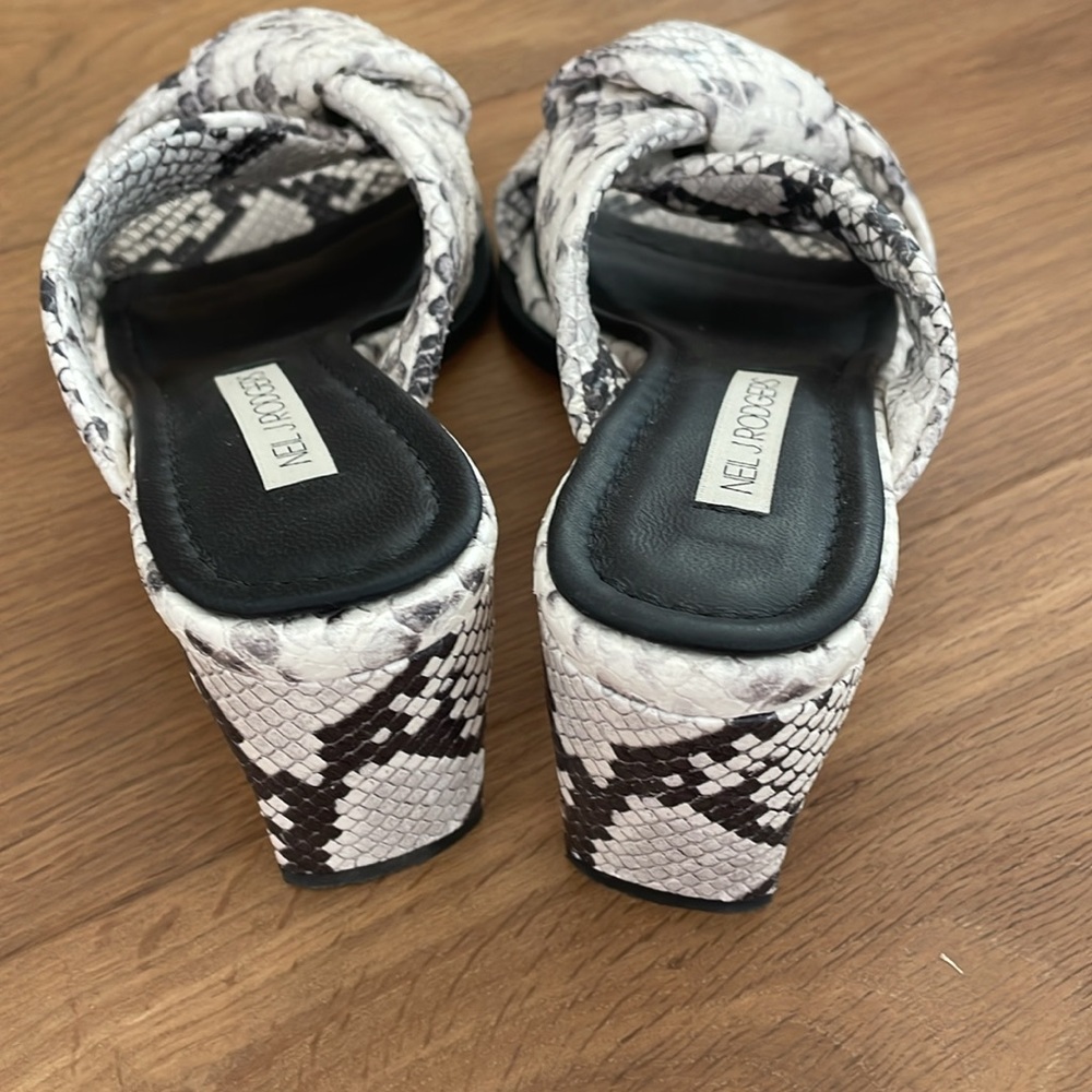 Neil Rodgers sandal - Picture 7 of 8